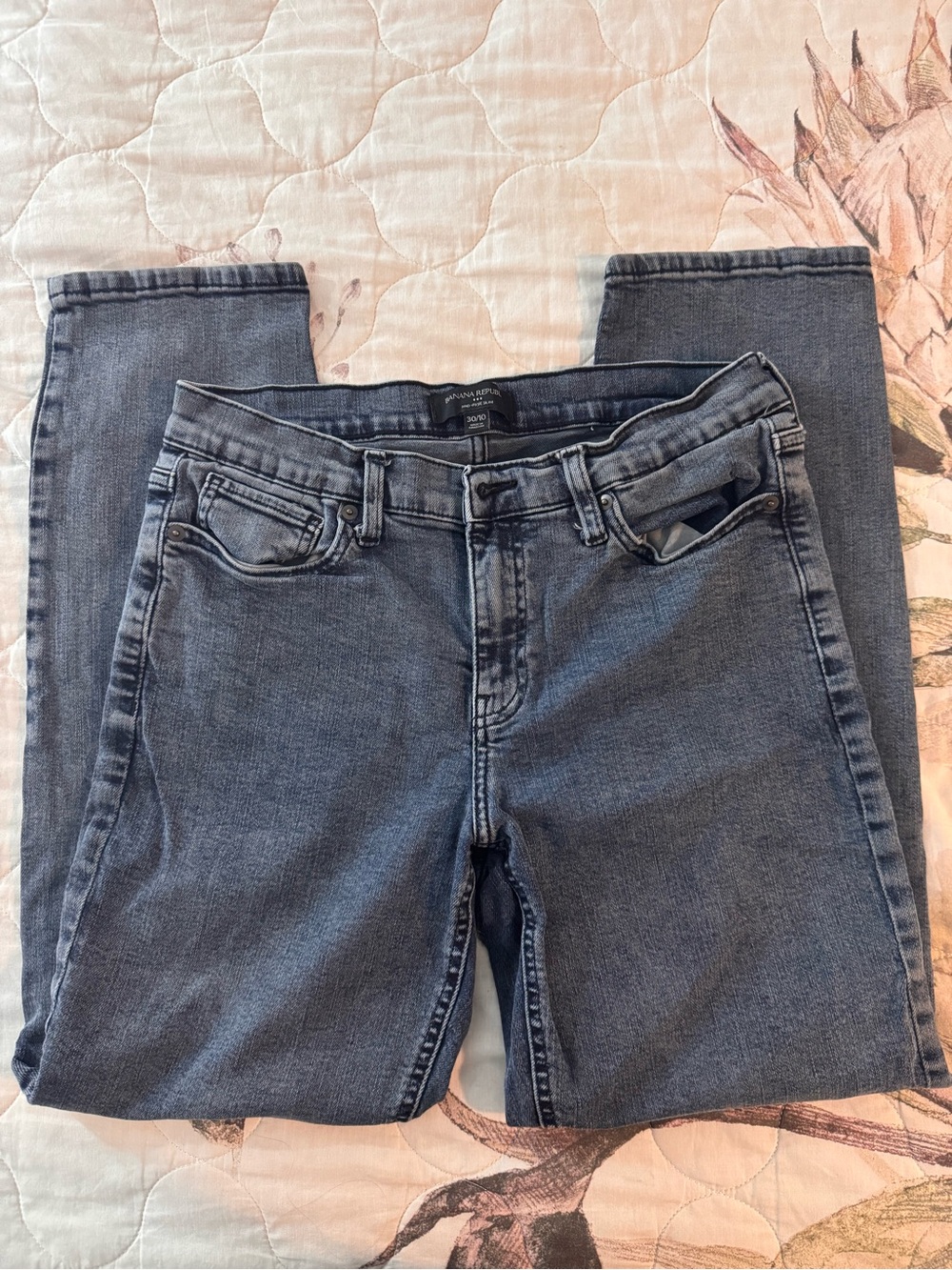 Banana Republic Mid-Rise Slim Women’s Jeans